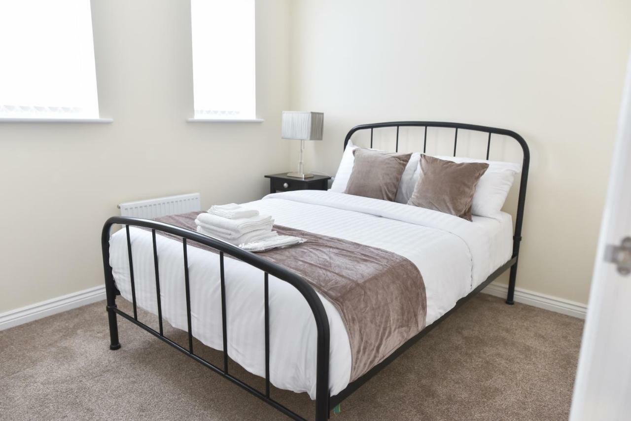 Smartrips Apartments Ковънтри Екстериор снимка