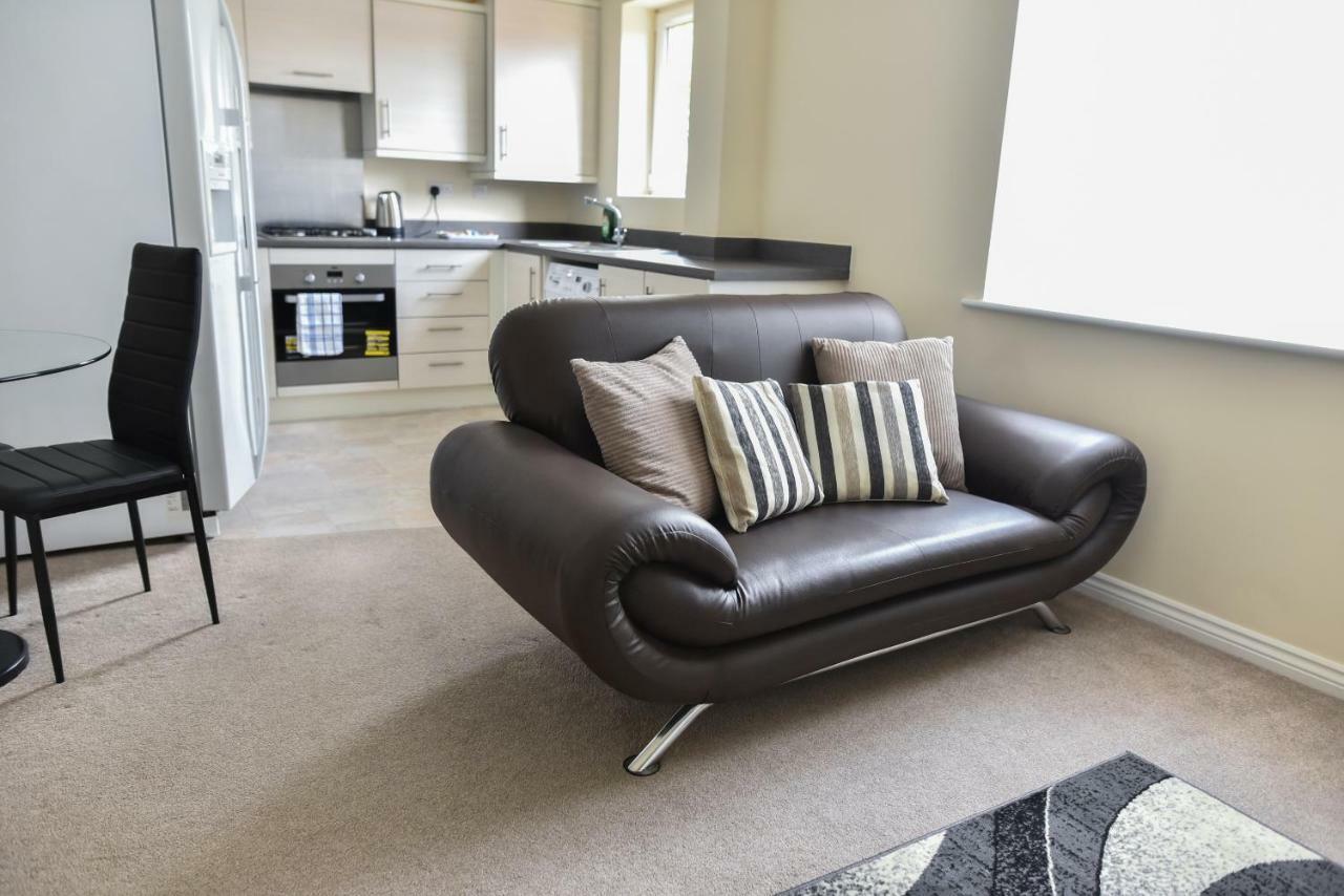 Smartrips Apartments Ковънтри Екстериор снимка